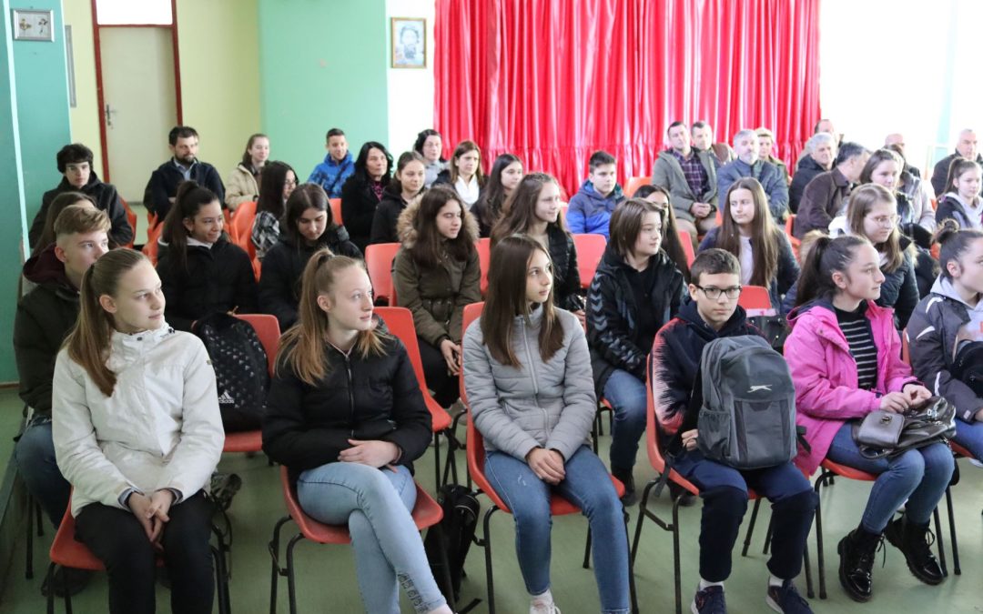 ЈУ ОШ „Свети Сава“ угостила најбоље математичаре на регији