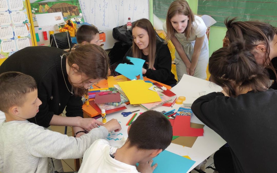 Ученици ТШЦ из Каракаја одржали радионицу за ученике из посебних одјељења за дјецу са сметњама у развоју