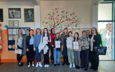 Николина Дошић и Ирина Писић најбоље у граду из српског језика